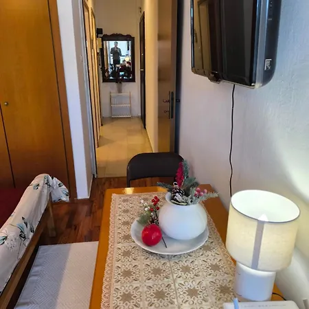 Sweet Metro Venizelou