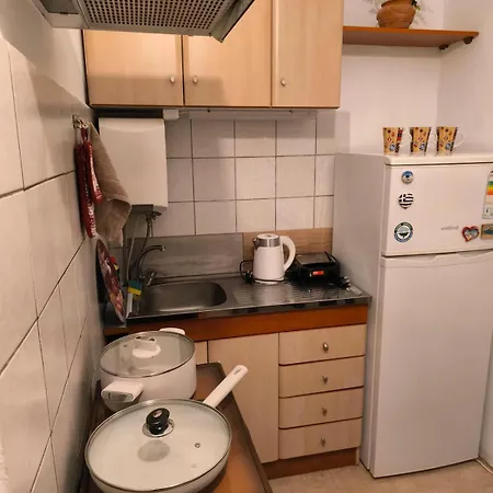 Sweet Metro Venizelou *